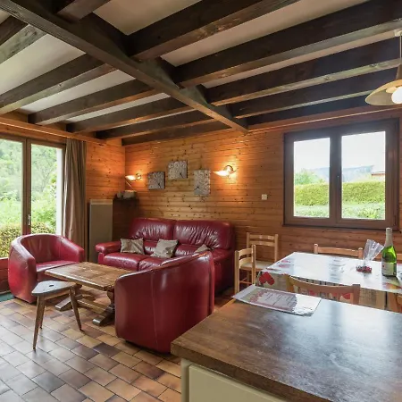Lovely Chalet In With Balcony