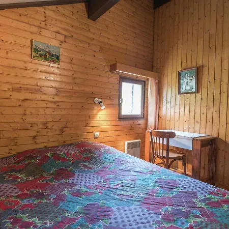 Lovely Chalet In With Balcony 라브레세