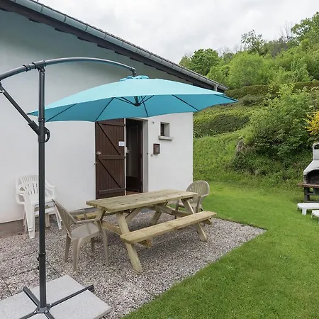 Lovely Chalet In With Balcony 샬레 라브레세